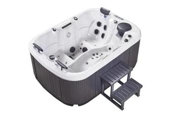 Nieuw- Jaccuzi Balboa Grizzly spa Kenai voor 3 personen.  beschikbaar voor biedingen