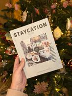 Staycation Guide - Ontdek Nederland & België!, Budget, Ophalen of Verzenden, Reisgids of -boek, Benelux