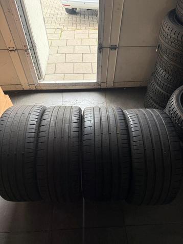 Lamborghini urus se pirelli banden 285 35 r23 325 30 r23 beschikbaar voor biedingen