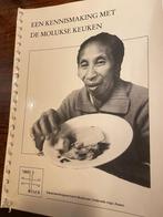 Moluks / Molukken oud kookboek boordevol lekkere recepten !, Verzenden, Gelezen, Nederland en België