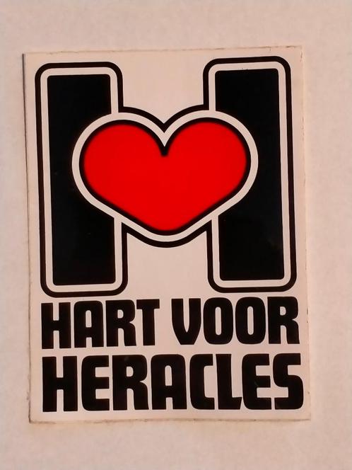 Hart voor Heracles vintage voetbal logo sticker club, Verzamelen, Stickers, Gebruikt, Ophalen of Verzenden
