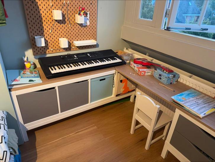 2 kallax kasten als bureau, Huis en Inrichting, Bureaus, Zo goed als nieuw, Ophalen