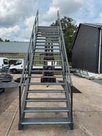 Stalen trap grijs. Hoog 4,0 mtr. Nob123, Ophalen, Zo goed als nieuw, 2 tot 4 meter