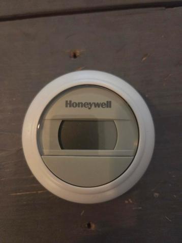 Honeywell Digitale Thermostaat beschikbaar voor biedingen