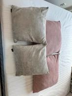 Kussens Oud Roze en Zilver, Huis en Inrichting, Woonaccessoires | Kussens, Ophalen, Zo goed als nieuw, Roze, Vierkant