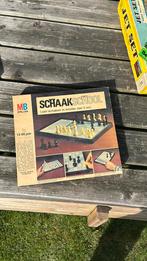 Schaakschool, Ophalen
