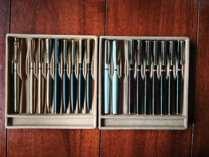 Vintage Reform en Sheaffer pennen New Old Stock., Verzamelen, Pennenverzamelingen, Nieuw, Balpen, Overige merken, Ophalen of Verzenden