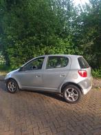 Zuinig mooie 5deurs Toyota Yaris 1.0 16V Vvti met 1 jaar APK, Voorwielaandrijving, 4 cilinders, 400 kg, 68 pk