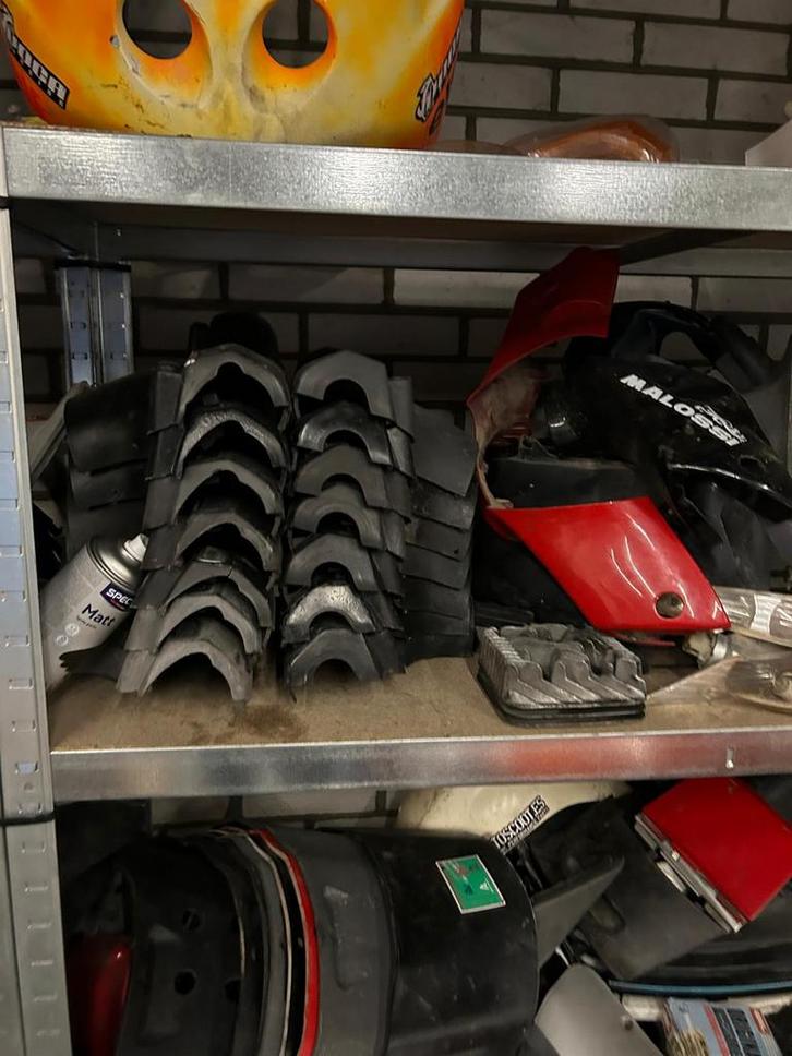 Piaggio zip partij onderdelen handel kappen sp 98 2takt, Motoren, Tuning en Styling, Ophalen of Verzenden