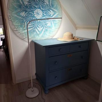 Daglichtlamp met dimfunctie beschikbaar voor biedingen