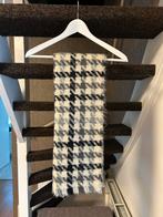 Sjaal, Kleding | Dames, Mutsen, Sjaals en Handschoenen, Ophalen of Verzenden, Zo goed als nieuw, Sjaal