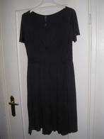 Aparte grijze rekbare viscose jurk van Klaes & Myra, maat M, Grijs, Maat 38/40 (M), Onder de knie, Zo goed als nieuw