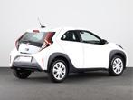 Toyota Aygo X 1.0 VVT-i MT Play *NIEUW* | Direct leverbaar!, 12 maanden, Stof, Start-stop-systeem, 920 kg
