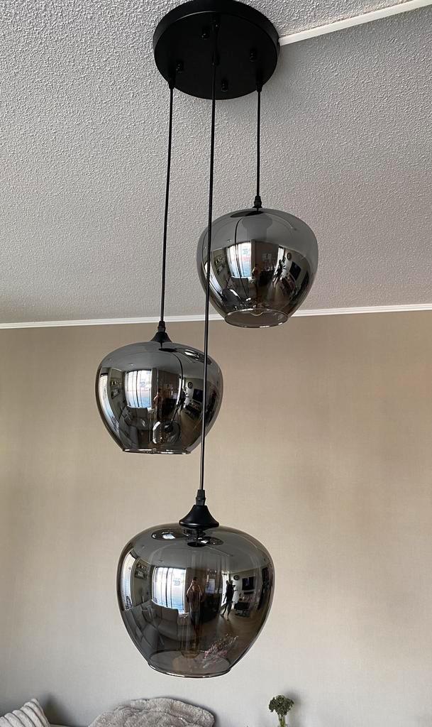 Hanglamp met 3 smoke Glass apples inclusief 3 E27 ledlamp, Huis en Inrichting, Lampen | Hanglampen, Zo goed als nieuw, Minder dan 50 cm
