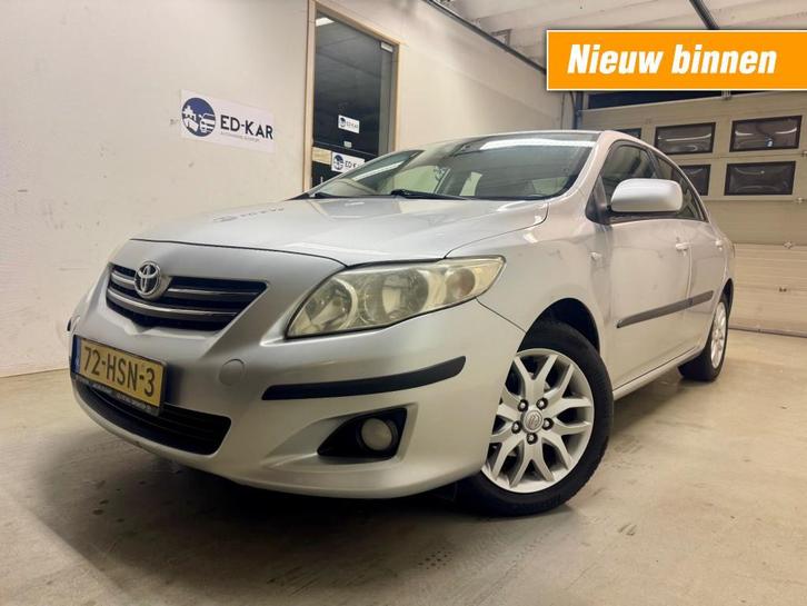 Toyota COROLLA 1.6-16V Sol SDN AUT CLIMA NAVI NETTE AUTO NAP, Auto's, Toyota, Bedrijf, Corolla, Airbags, Boordcomputer, Centrale vergrendeling