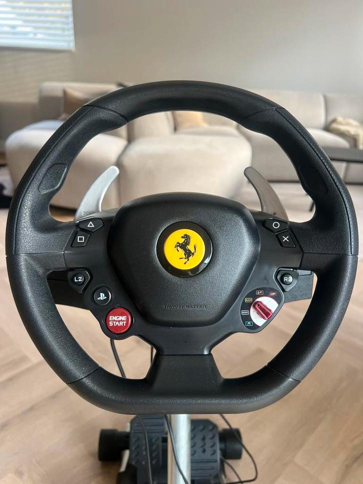 Trustmaster T80 Ferrari GTB edition racestuur, Spelcomputers en Games, Spelcomputers | Sony PlayStation Consoles | Accessoires