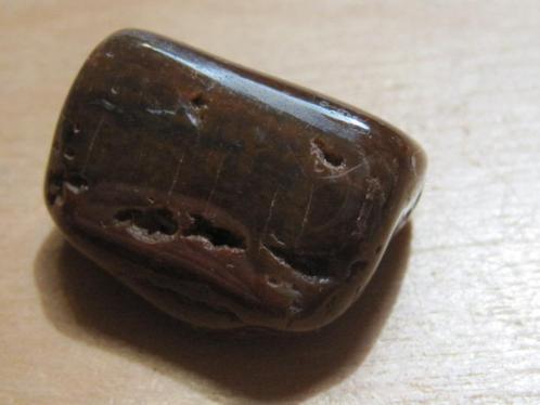 e. 9x aparte edelsteen VERSTEEND HOUT (2), Sieraden, Tassen en Uiterlijk, Edelstenen, Nieuw, Verzenden