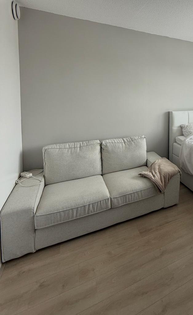 Kivik 2-zits bank TE KOOP, Huis en Inrichting, Banken | Complete zithoeken, Zo goed als nieuw, Ophalen