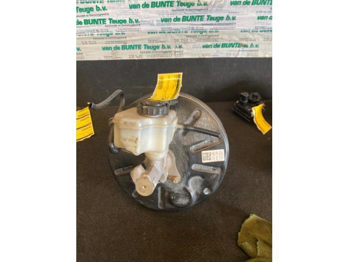 Rembekrachtiger van een Volkswagen Caddy, Auto-onderdelen, Remmen en Aandrijving, Volkswagen, Gebruikt, 3 maanden garantie