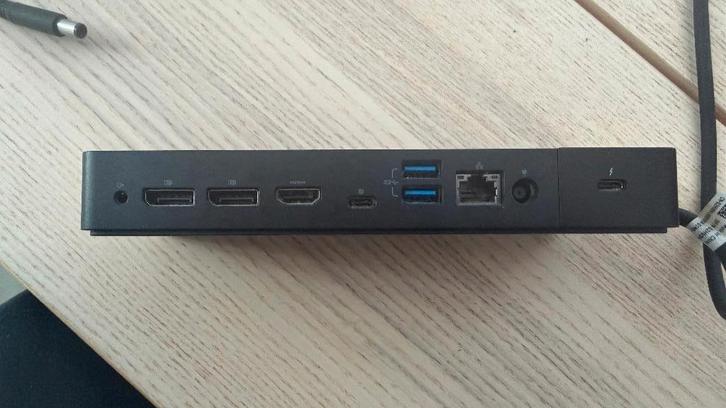 Dell WD19TB Thunderbolt Dock, Computers en Software, Dockingstations, Gebruikt, Docking station, Laptop, Ophalen of Verzenden