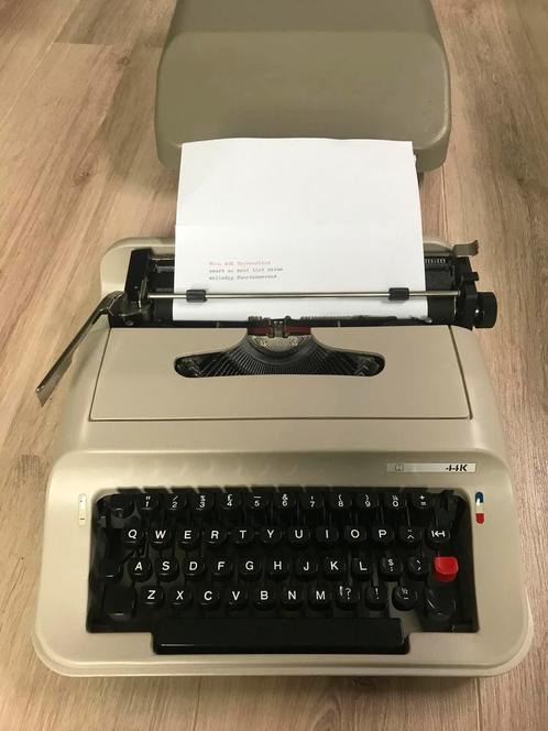Typemachine Hema 44K (olivetti), Diversen, Typemachines, Zo goed als nieuw, Ophalen of Verzenden