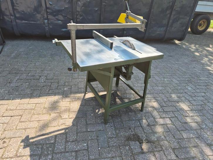 Harwi zaagtafel 220v, Doe-het-zelf en Verbouw, Gereedschap | Zaagmachines, Gebruikt, Cirkelzaag, 1200 watt of meer, 70 mm of meer