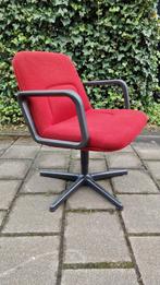 stevige vintage design bureaustoel Cirkel Ahrend, Ophalen, Gebruikt, Rood