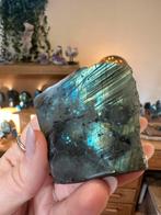 Mooie Labradoriet slab - enkelzijdig gepolijst ️, Verzamelen, Mineralen en Fossielen, Verzenden, Mineraal