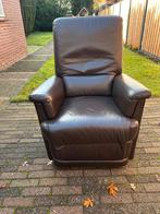 Bruin lederen relaxfauteuil, Huis en Inrichting, Fauteuils, Ophalen, 75 tot 100 cm, 50 tot 75 cm