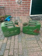 2 oude Duitse Benzineblikken 10 liter, Verzamelen, Militaria | Tweede Wereldoorlog, Verzenden, Duitsland, Overige typen