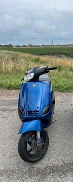 Zip type 3, Fietsen en Brommers, Scooters | Piaggio, Ophalen of Verzenden, Zo goed als nieuw, Tweetakt, Zip