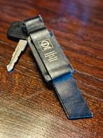 Oldtimer Opel sleutelhanger met sleutel, Ophalen of Verzenden, Gebruikt, Merk