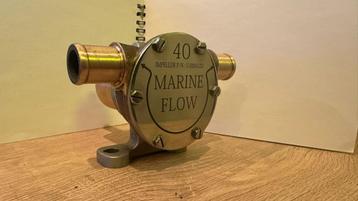 Impellerpomp Koelwaterpomp - met voetsteun - Ø19mm beschikbaar voor biedingen