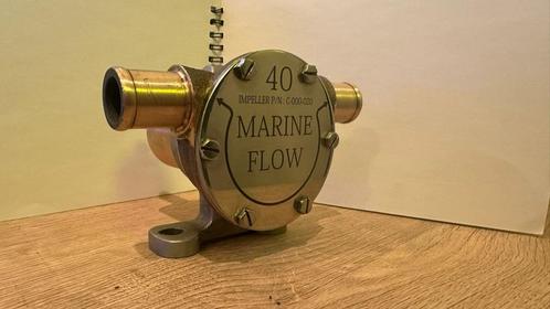 Impellerpomp Koelwaterpomp - met voetsteun - Ø19mm, Watersport en Boten, Bootonderdelen, Zo goed als nieuw, Motor en Techniek