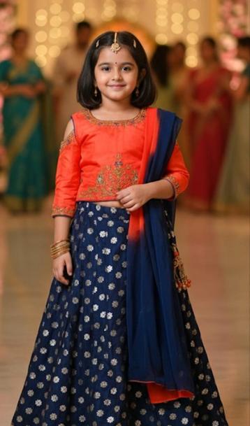 😍Bollywood Indiase Ghagra Choli - Maat 122-128-134 beschikbaar voor biedingen