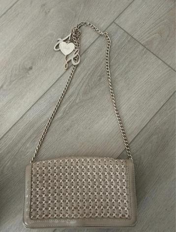 Lui jo tasjes beschikbaar voor biedingen