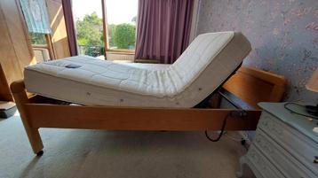 Auping Elektrisch Verstelbaar Bed 90x210cm beschikbaar voor biedingen
