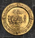 Geelkoperen schaal met dansende figuren - Ø 64 cm, Antiek en Kunst, Antiek | Koper en Brons, Ophalen