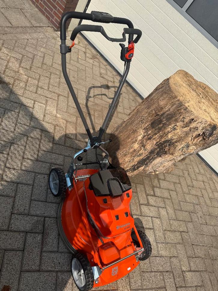 Husqvarna LB553IV Accumaaier (nieuw), Tuin en Terras, Grasmaaiers, Nieuw, Accu-grasmaaier, 50 cm of meer, Cirkelmaaier, Ophalen