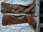 Licht bruine hoge lakleren laarzen mt 40, Kleding | Dames, Schoenen, Ophalen of Verzenden, Zo goed als nieuw, Bruin, Hoge laarzen