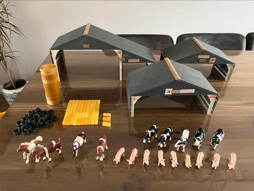 Britains schuren dieren pakken hooi/stro banden koe varken, Hobby en Vrije tijd, Modelauto's | 1:32, Gebruikt, Tractor of Landbouw