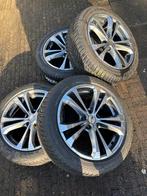 Winterbanden 245/45/R18 v100, Ophalen, 18 inch, Banden en Velgen, Winterbanden