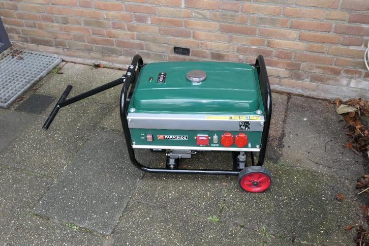 Parkside Generator - PSE2800A1 - 230V / 2600Watt, Doe-het-zelf en Verbouw, Aggregaten, Zo goed als nieuw, Benzine, Minder dan 5 kVA