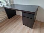 Ikea MALM bureau zwart, Huis en Inrichting, Bureaus, Ophalen, Gebruikt