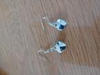 Mooie oorbellen met hartjes bedeltje, Sieraden, Tassen en Uiterlijk, Oorbellen, Ophalen of Verzenden, Zo goed als nieuw, Overige materialen