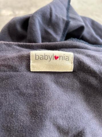 Babylonia Draagdoek beschikbaar voor biedingen
