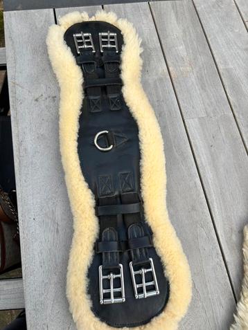 Dressuur singel leer met afneembaar schapenbont 50 cm beschikbaar voor biedingen