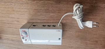 Maxview Regelbare Antenneversterker 3 voudig beschikbaar voor biedingen