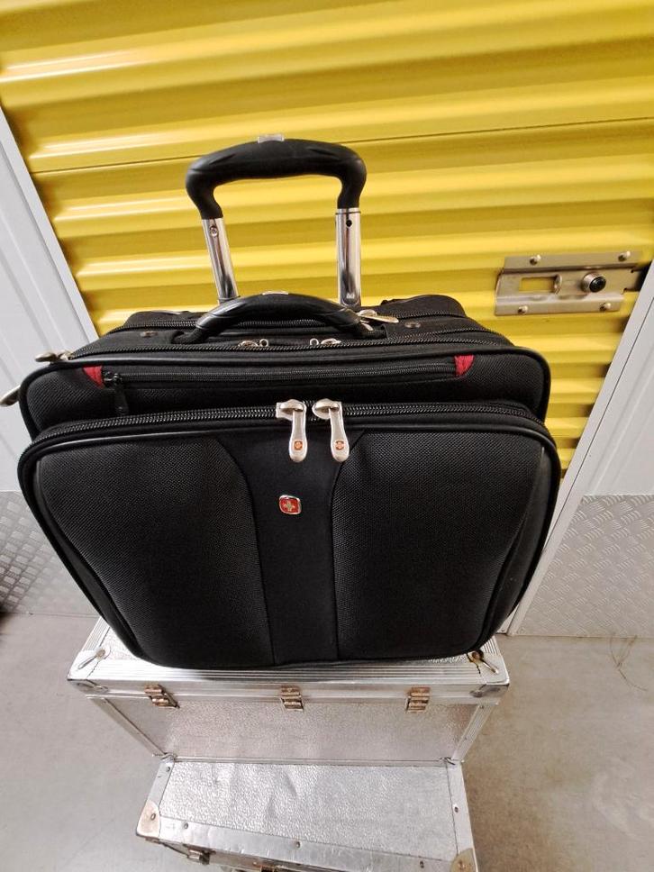 Wenger Trolley tas zwart, Computers en Software, Laptoptassen, Gebruikt, Trolleytas, 17 inch of meer, Ophalen