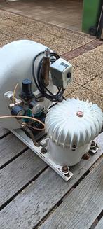 fluisterstille Jun Air compressor, Doe-het-zelf en Verbouw, Compressors, 100 liter of meer, Ophalen, Gebruikt